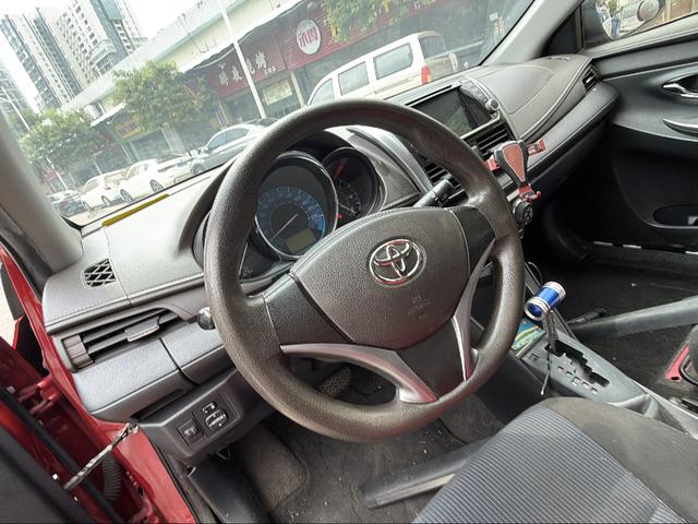 Toyota Yaris 2015 thumb 5