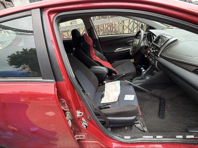 Toyota Yaris 2015 thumb 9