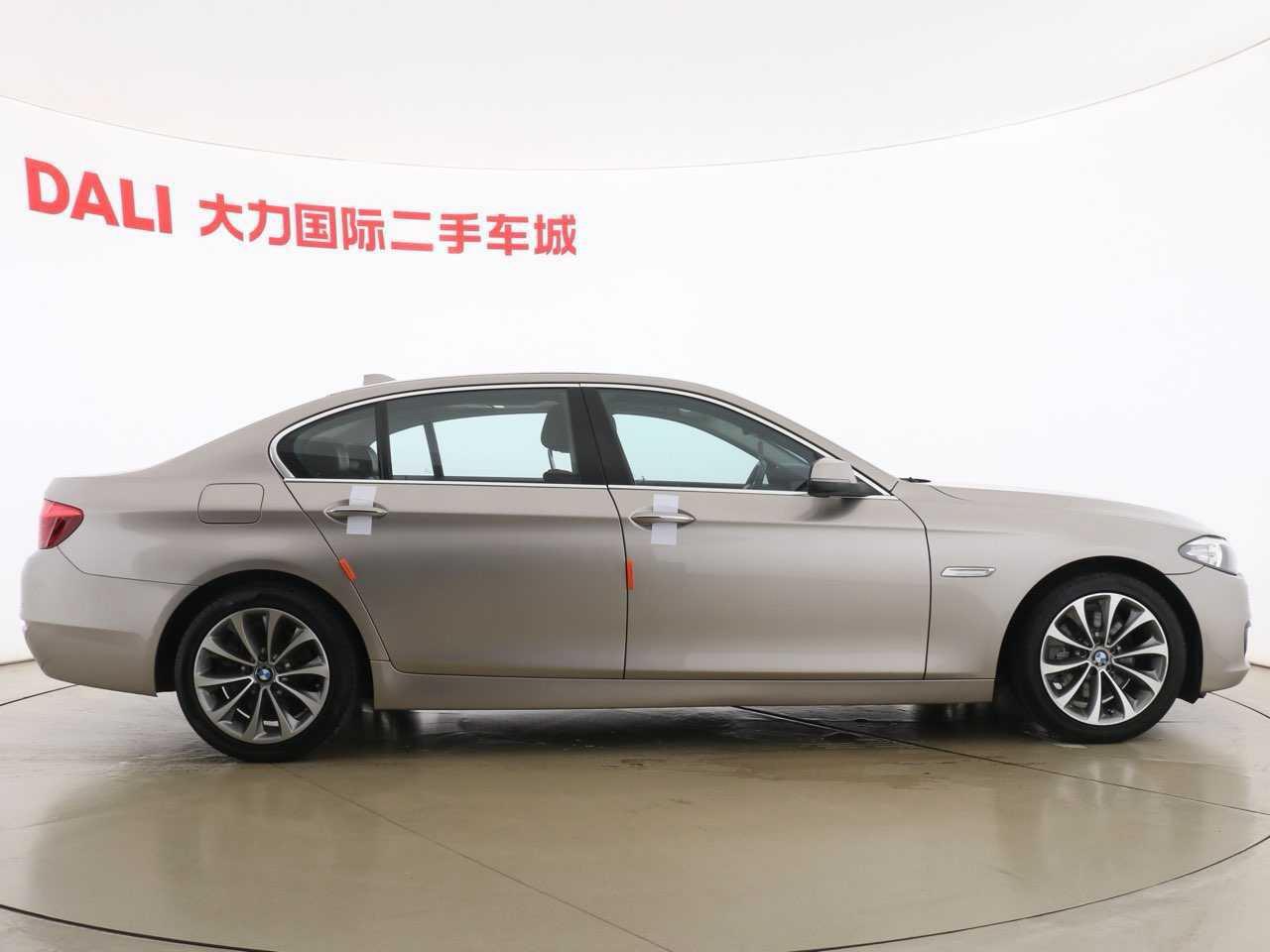 BMW 5 серии 2017 thumb 6