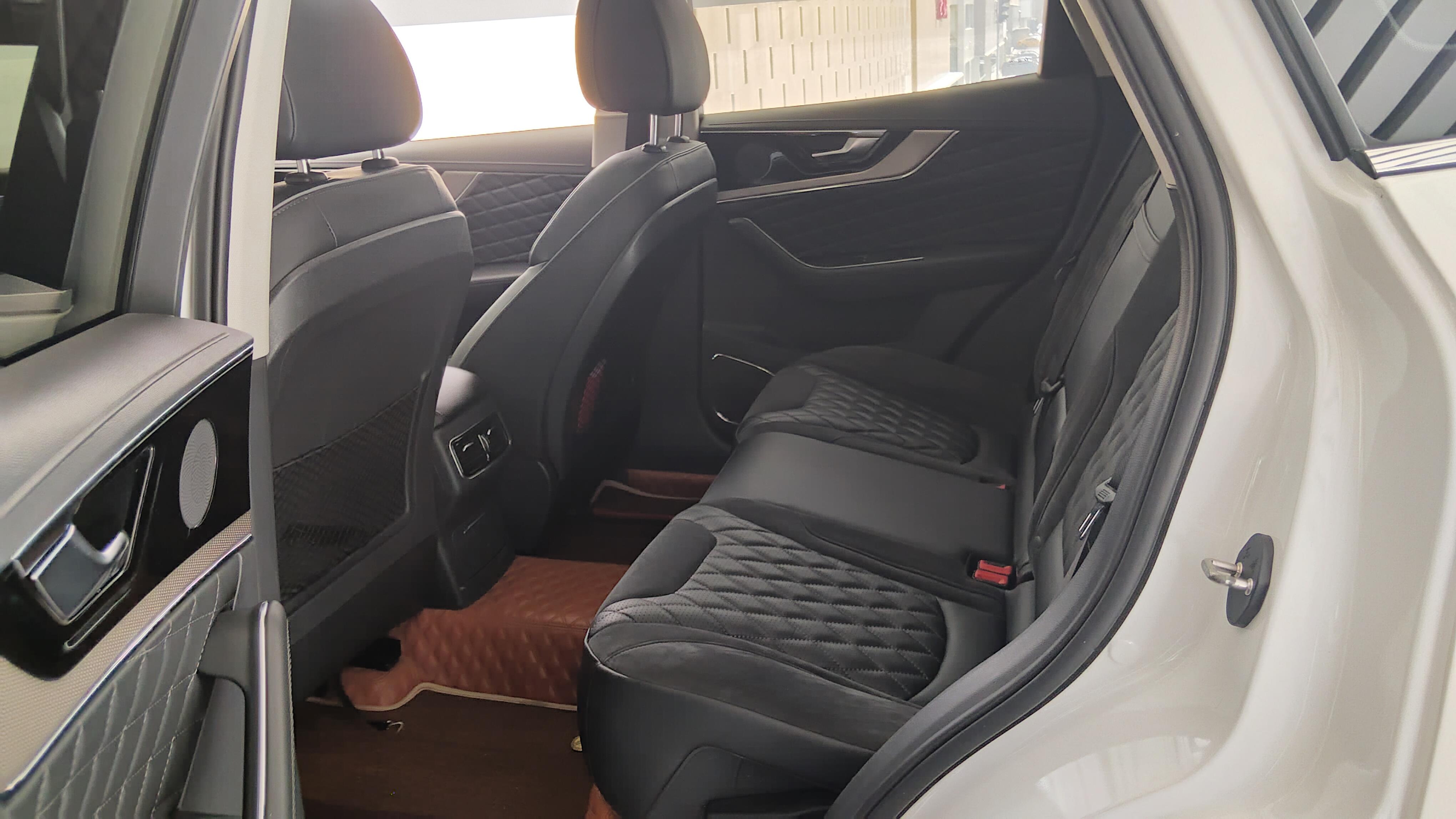 Hongqi HS5 2019 thumb 8