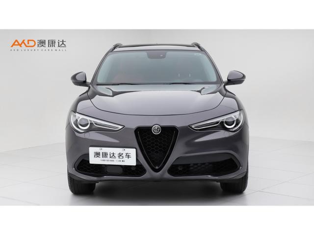 Alfa Romeo Stelvio 2021 thumb 10