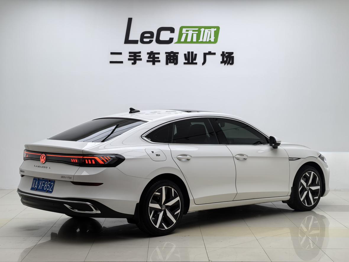 Volkswagen Lamando 2022 thumb 2