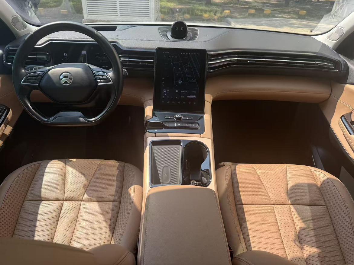 Nio ES8 2018 thumb 12