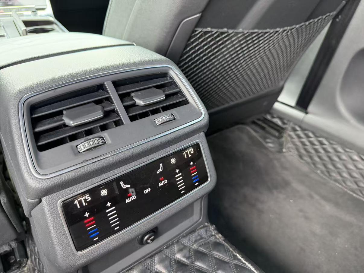 Audi A6 2022 thumb 7
