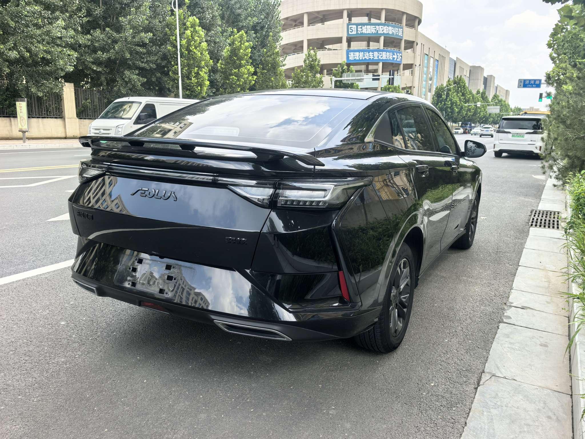 Dongfeng Aeolus Yixuan 2024 thumb 4