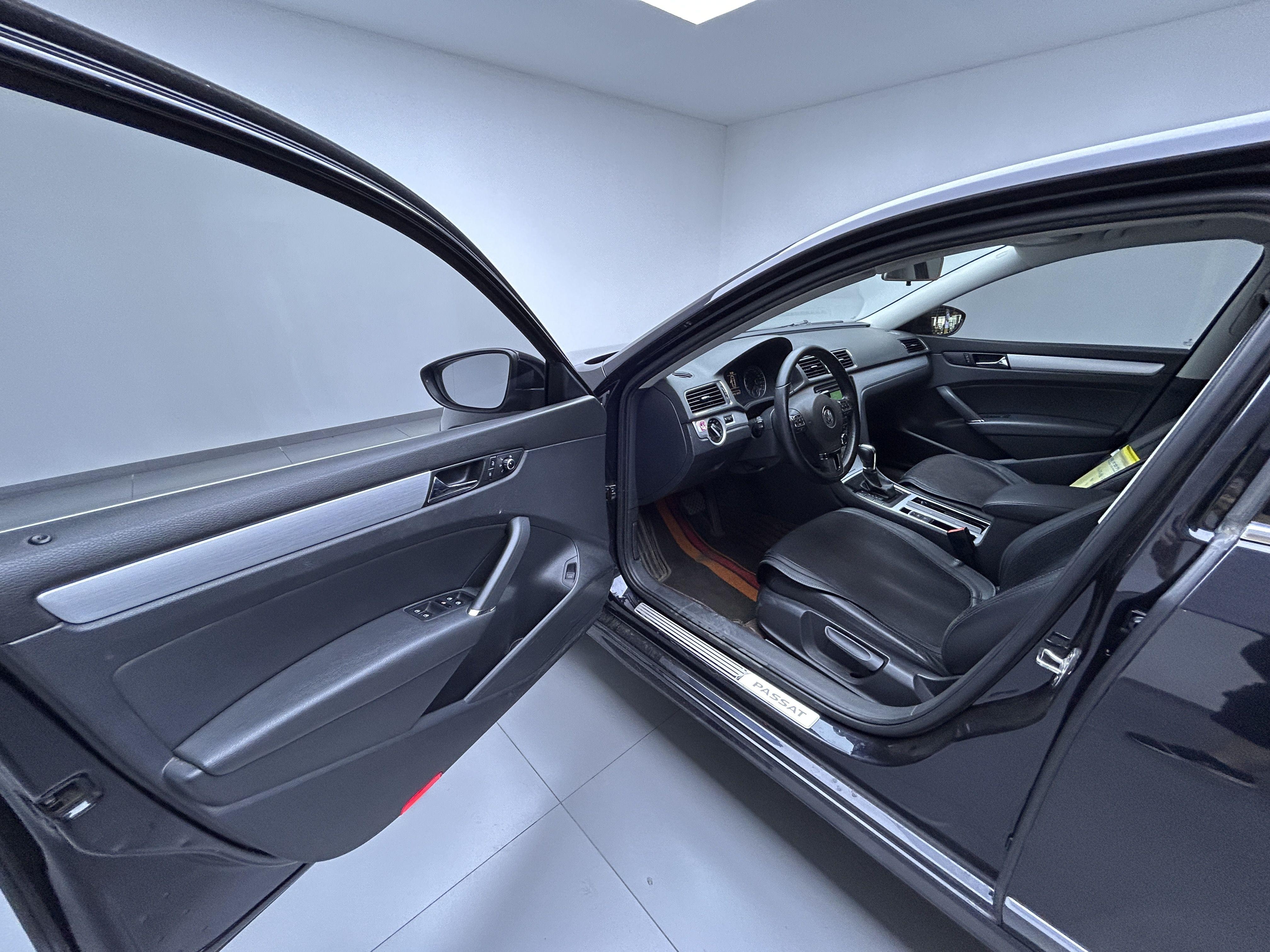 Volkswagen Passat (North America and China) 2014 thumb 2