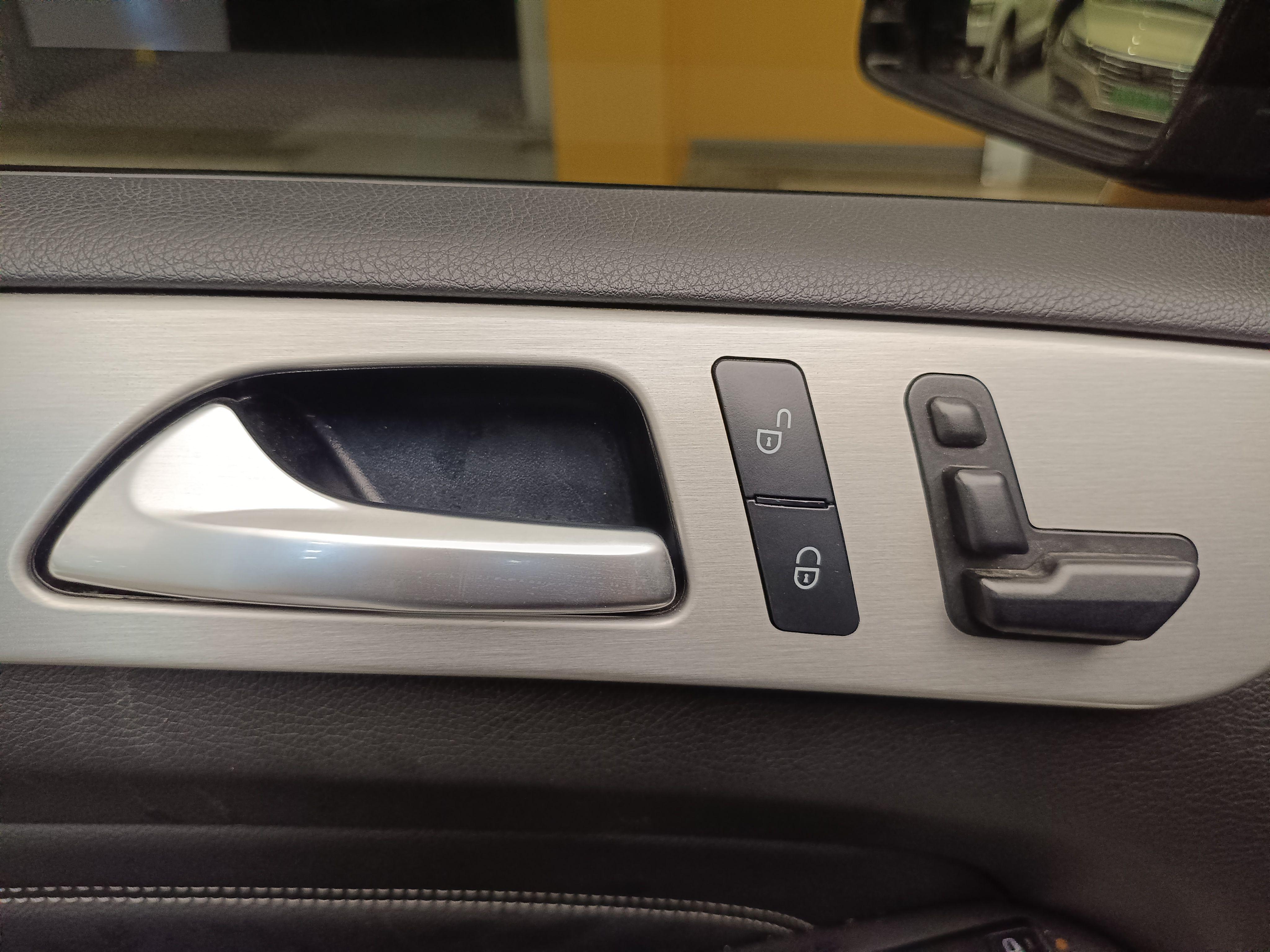 Mercedes-Benz M-Класс 2015 thumb 11