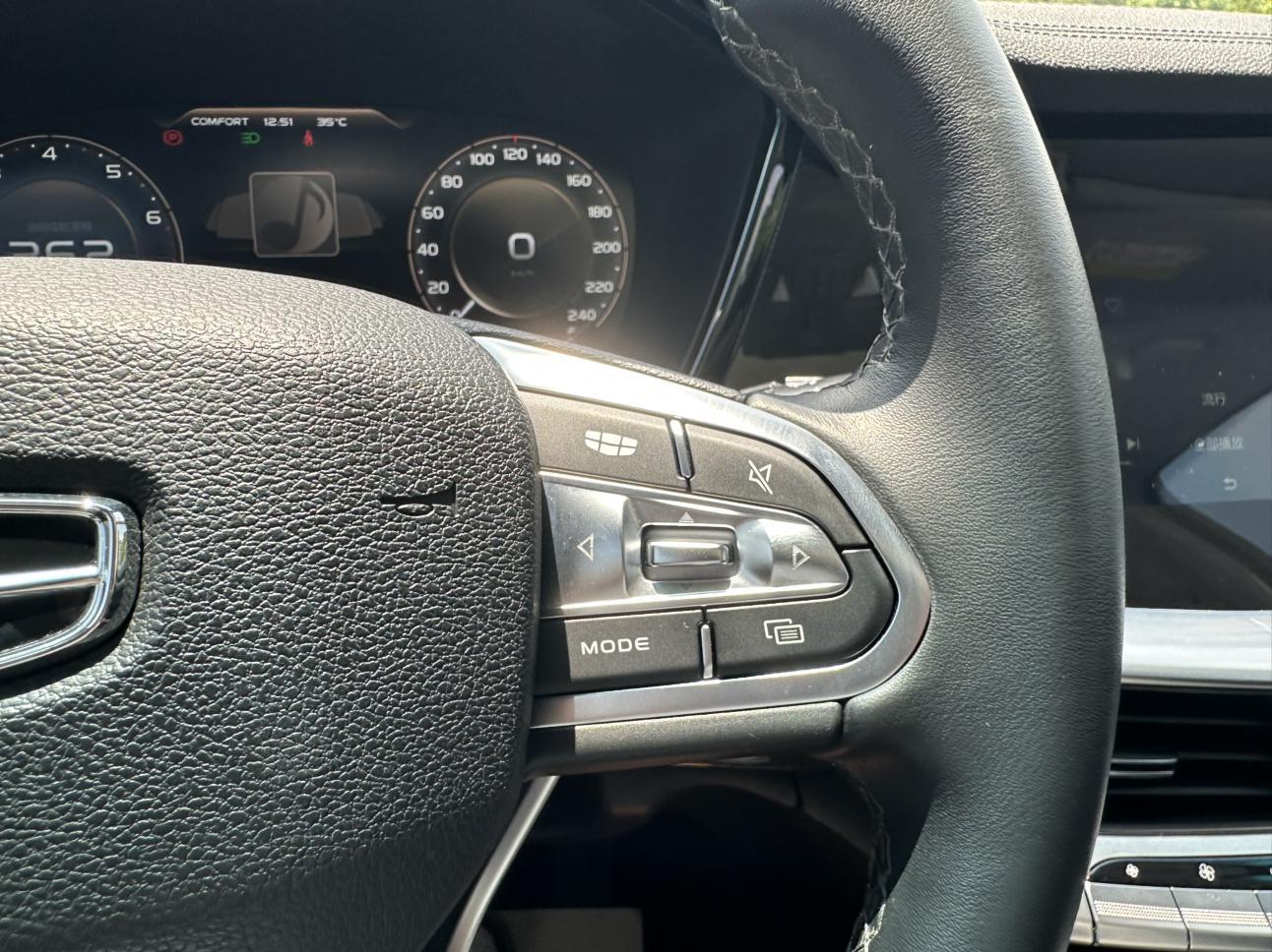 Geely Borui 2021 thumb 5