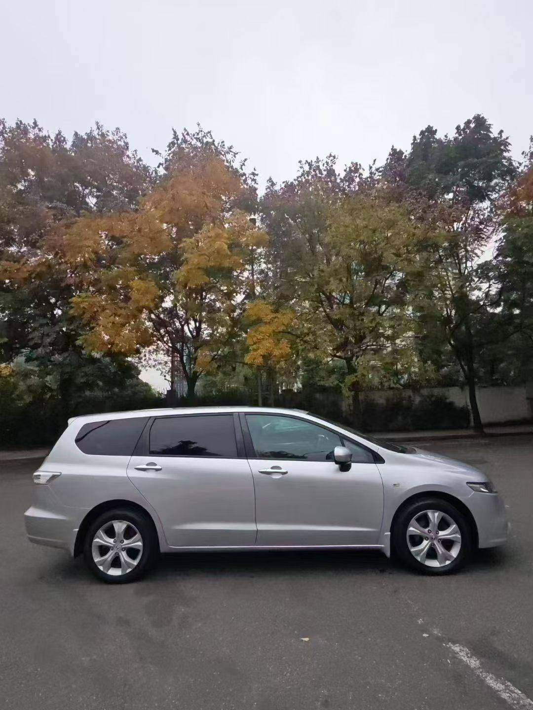 Honda Odyssey 2013 thumb 4