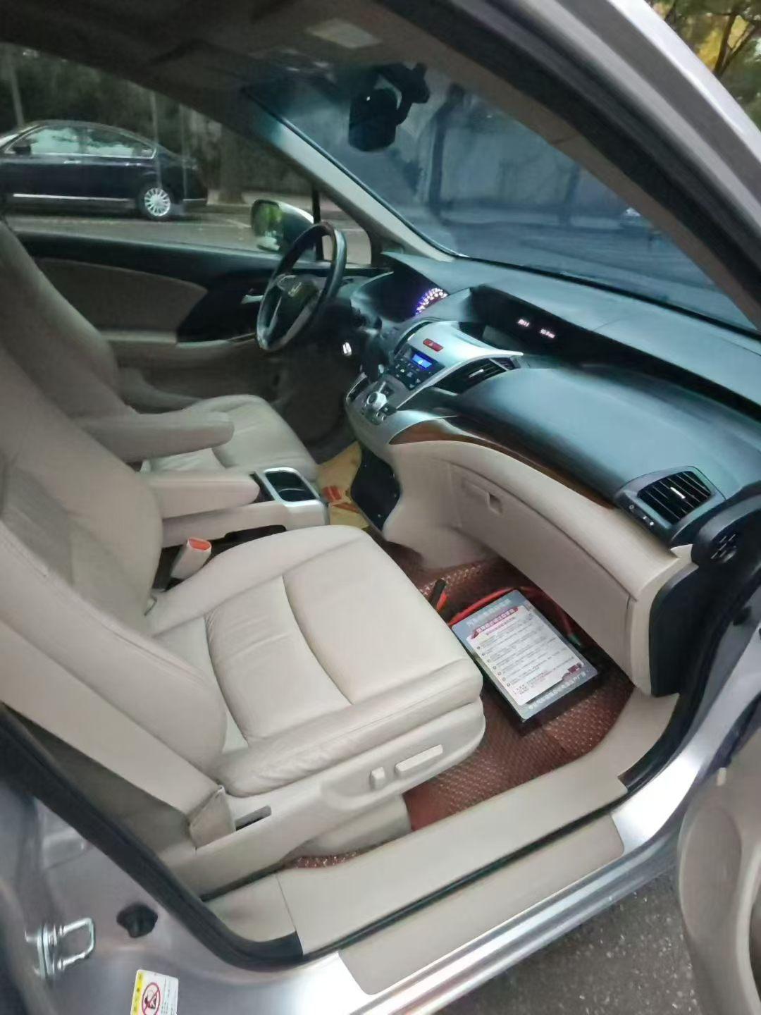 Honda Odyssey 2013 thumb 6