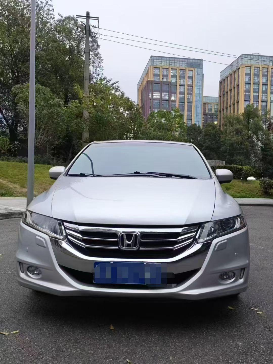 Honda Odyssey 2013 thumb 10