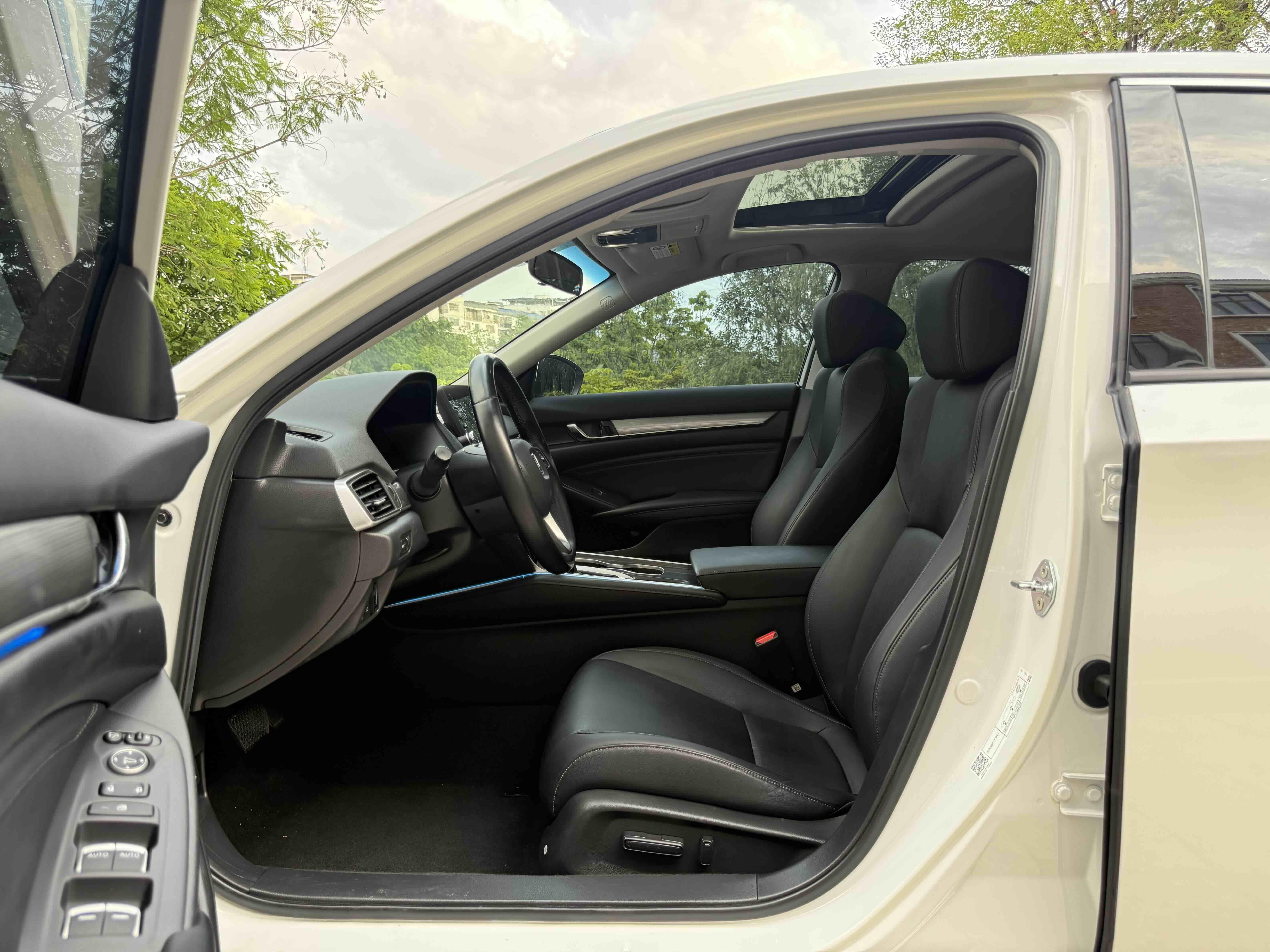 Honda Accord 2018 thumb 6