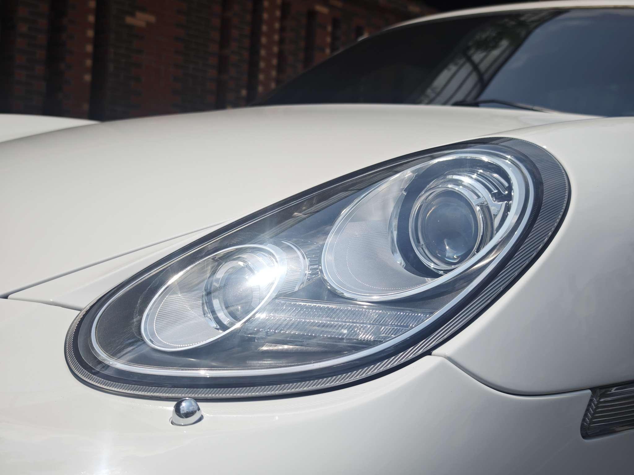 Porsche Cayman GT4 2009 thumb 5