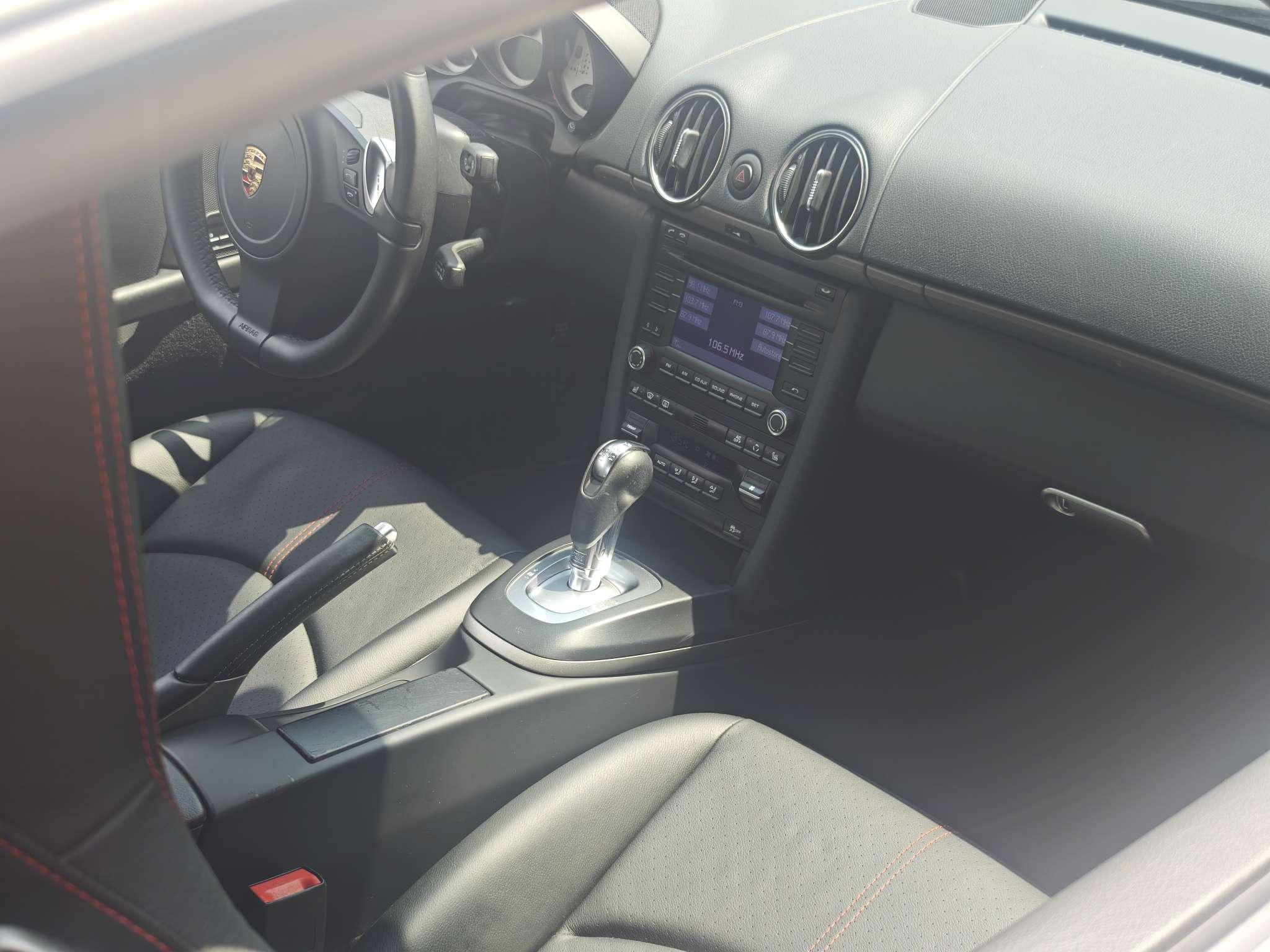 Porsche Cayman GT4 2009 thumb 7