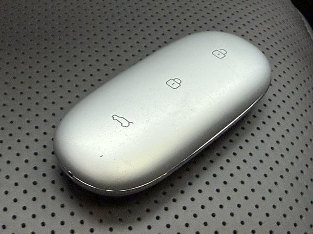 Lixiang (Li Auto) L9 2022 thumb 9