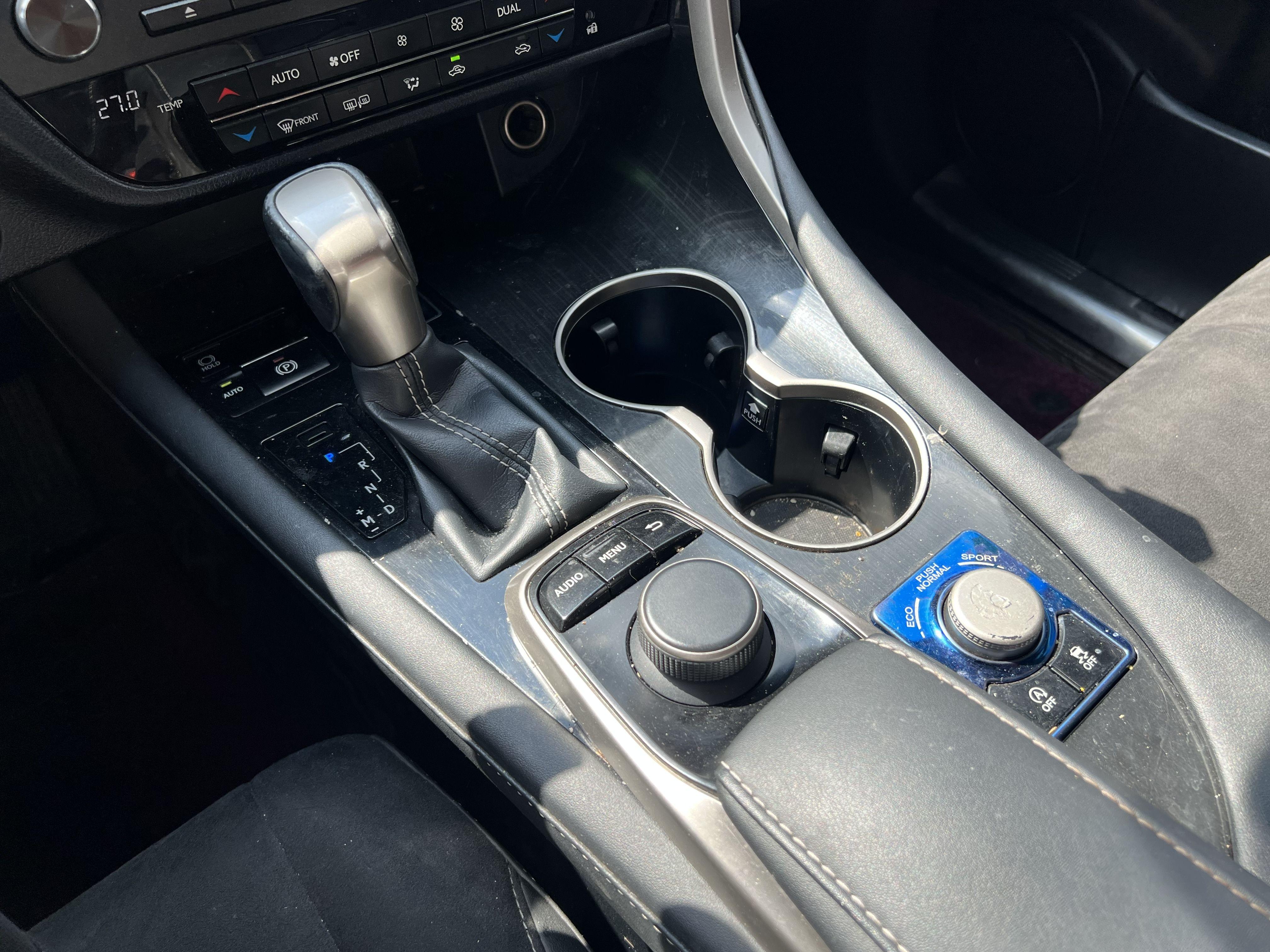 Lexus RX 2016 thumb 12