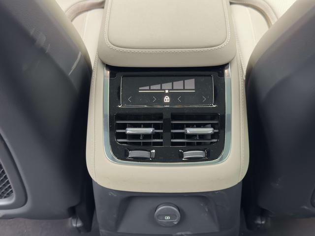 Volvo XC90 2025 thumb 5