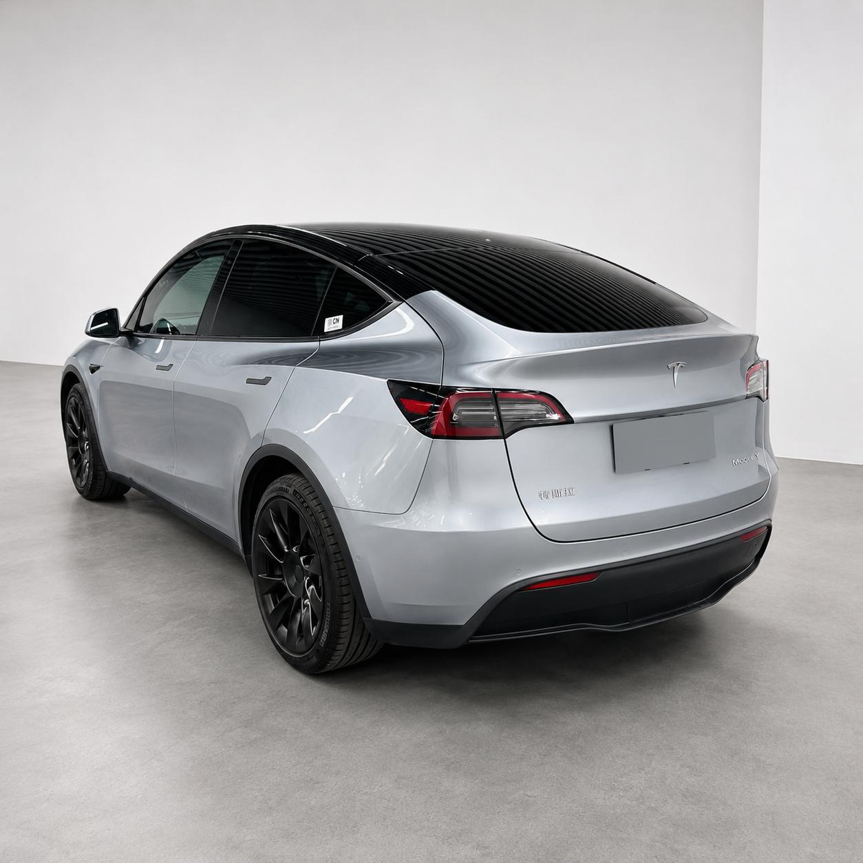 Tesla Model Y 2021 thumb 12