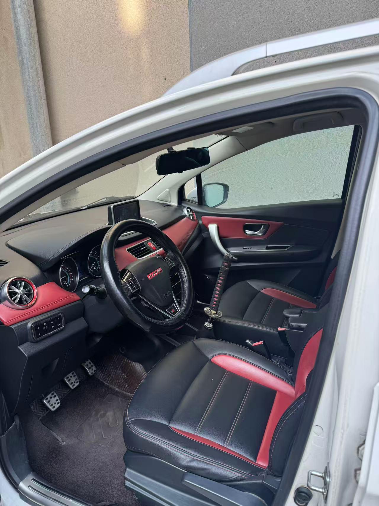 Haval H1 2015 thumb 6