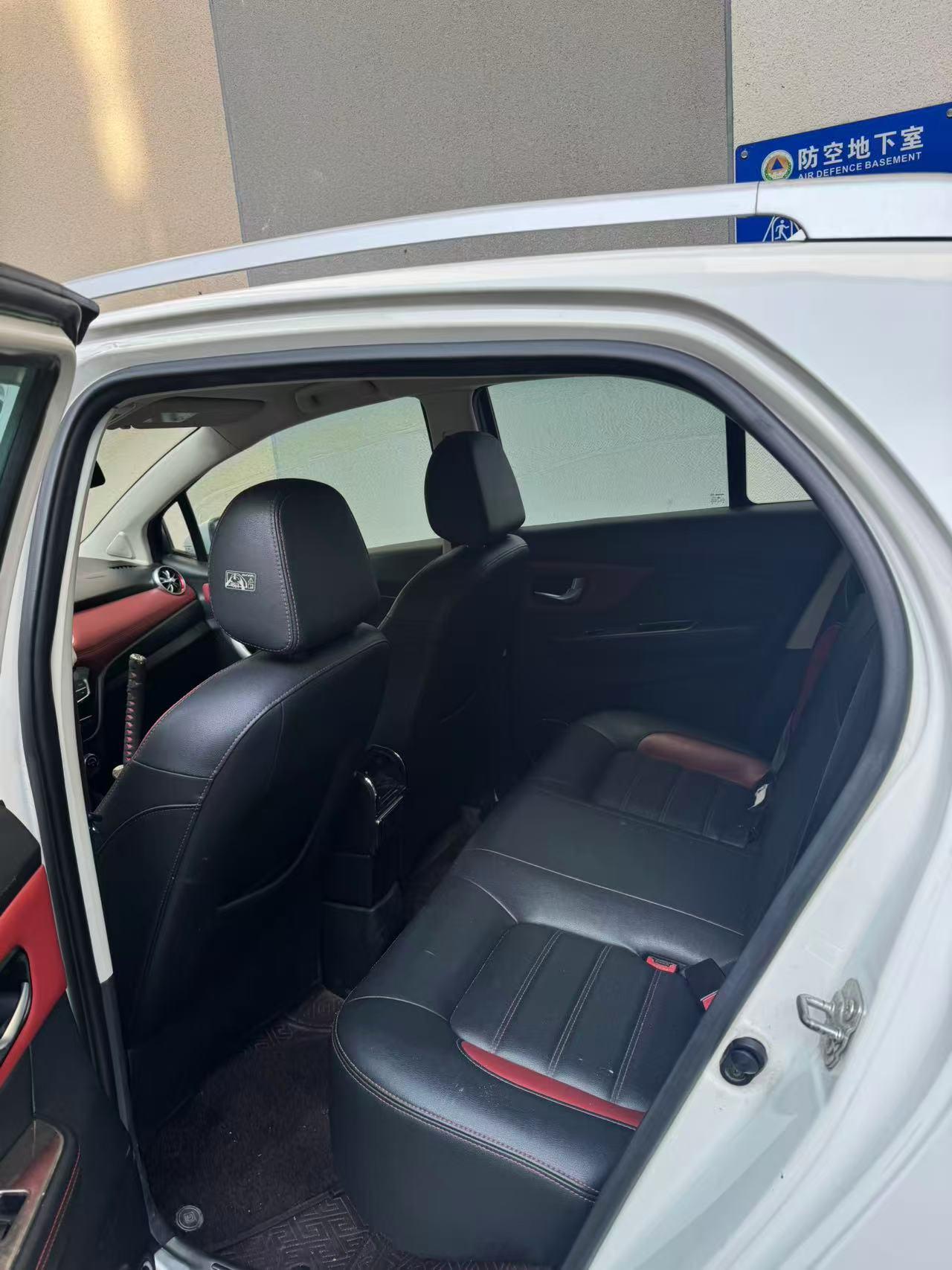 Haval H1 2015 thumb 7