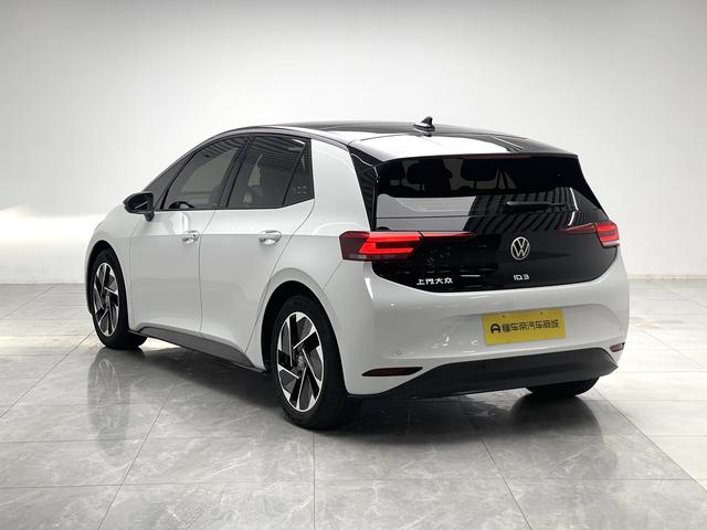 Volkswagen ID.3 2025 thumb 3