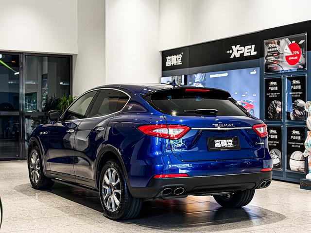 Maserati Levante 2016 thumb 3