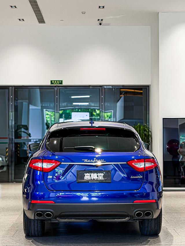 Maserati Levante 2016 thumb 4
