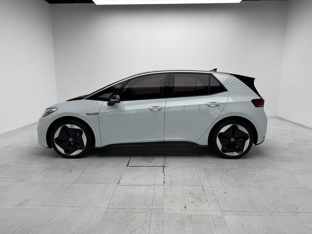 Volkswagen ID.3 2023 thumb 2