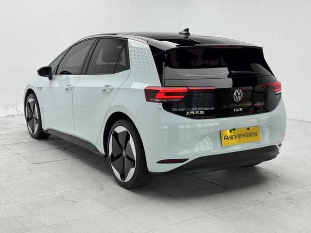 Volkswagen ID.3 2023 thumb 3