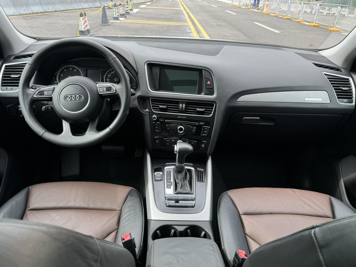 Audi Q5 2017 thumb 11