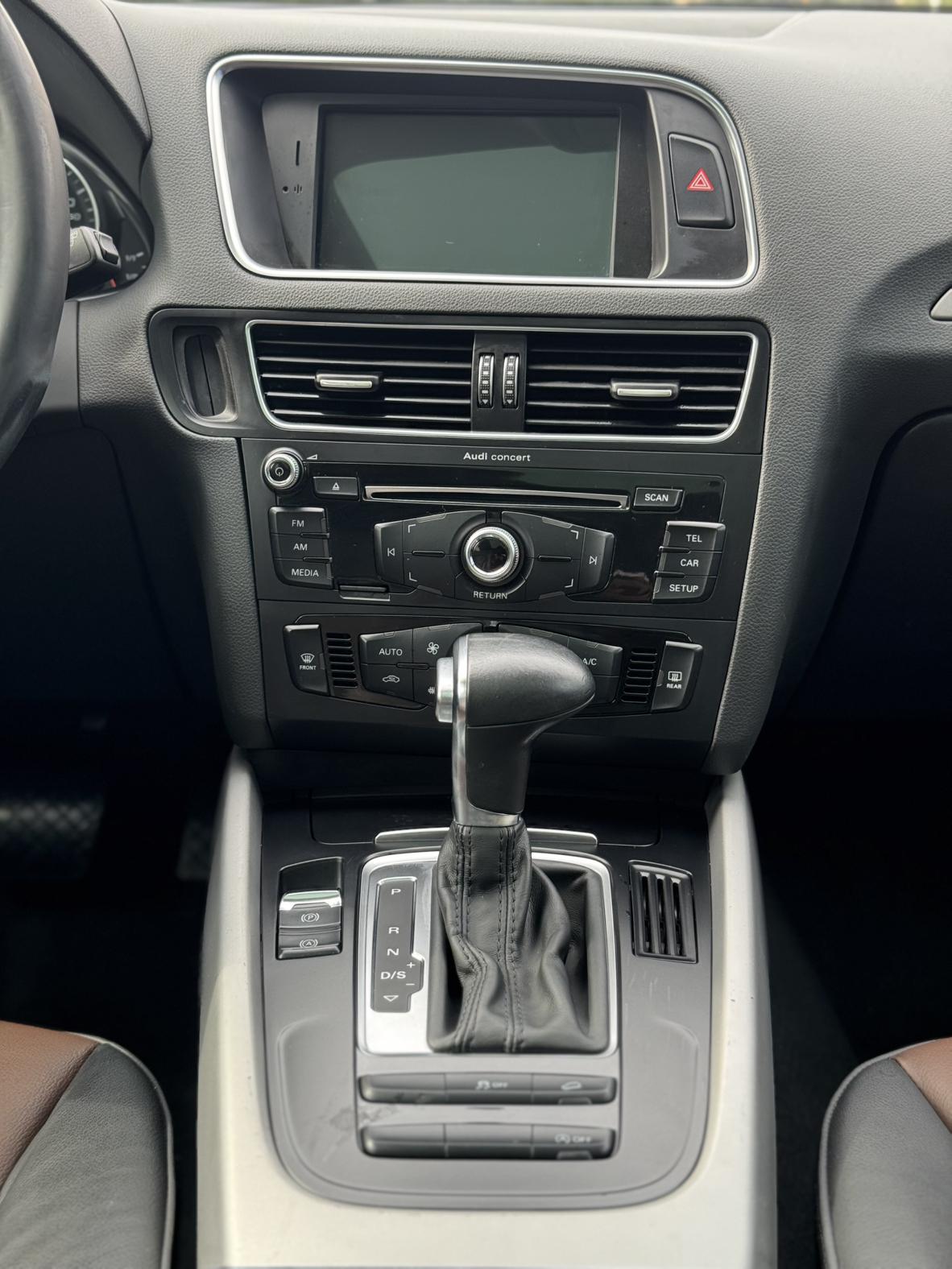 Audi Q5 2017 thumb 12