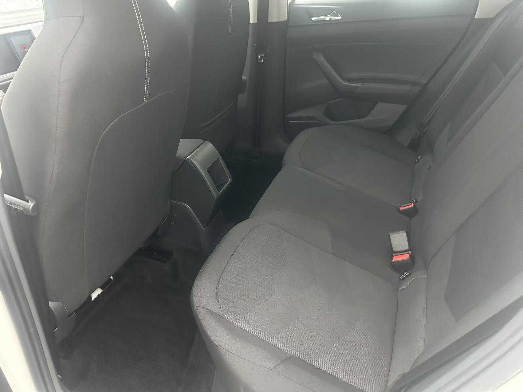 Volkswagen Polo 2019 thumb 8