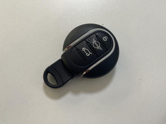 Mini Hatch 2021 thumb 9