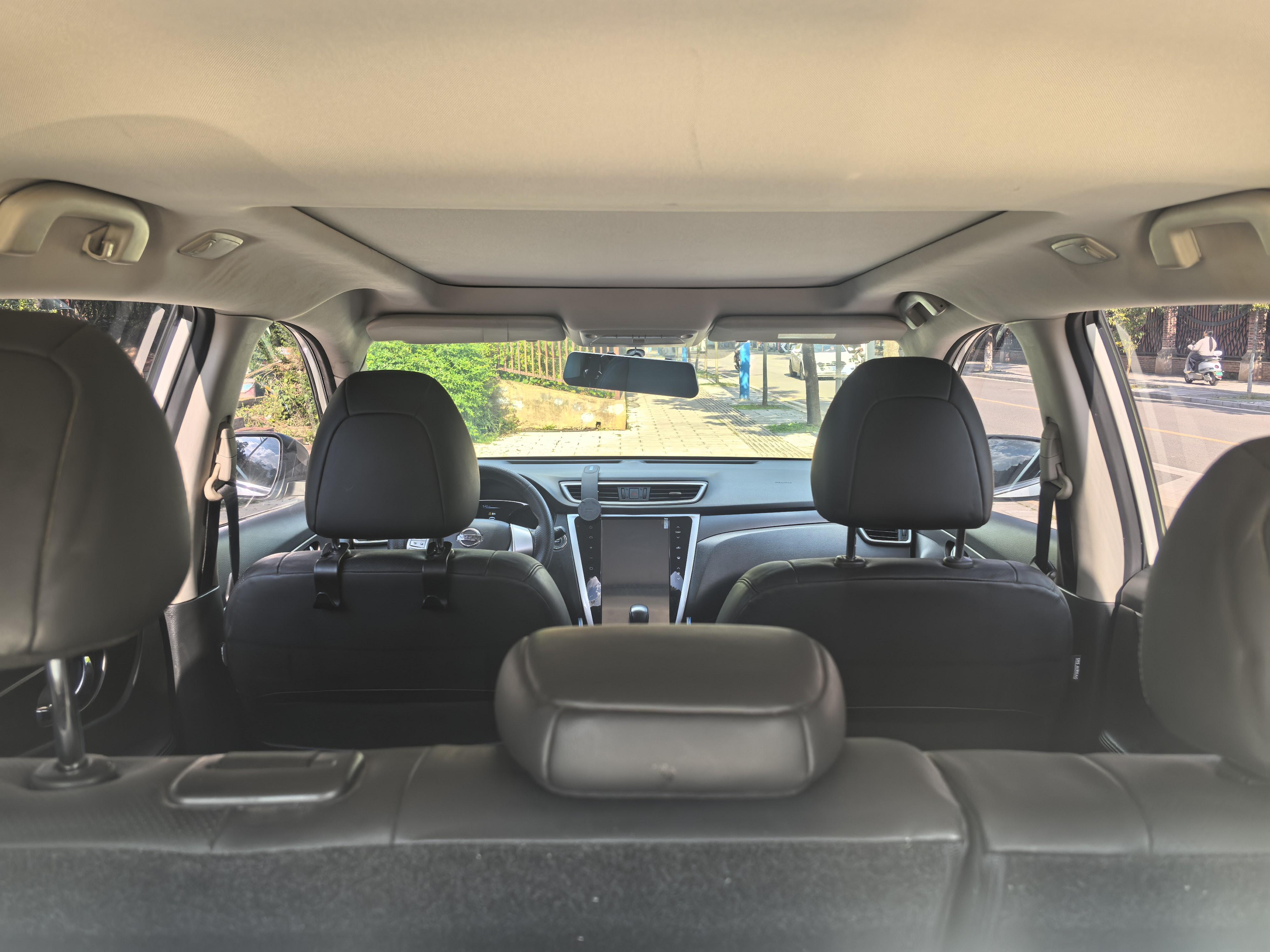 Nissan X-Trail 2015 thumb 7