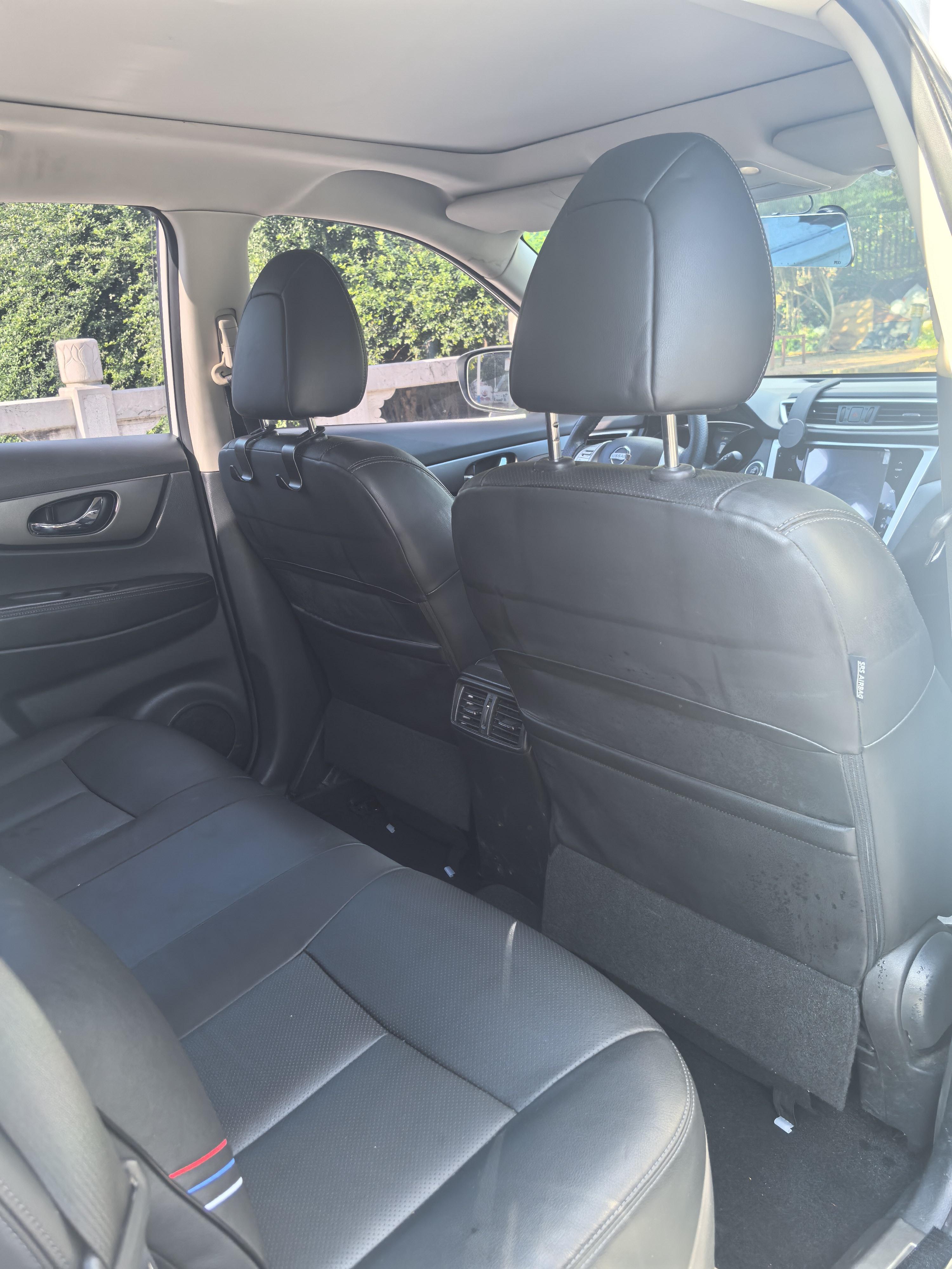 Nissan X-Trail 2015 thumb 9