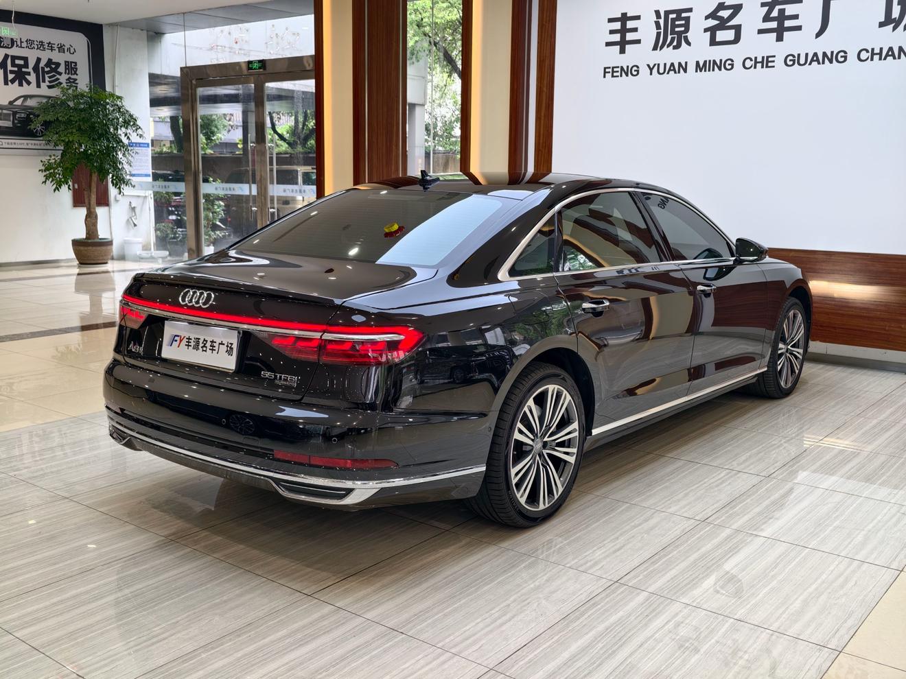 Audi A8 2019 thumb 5