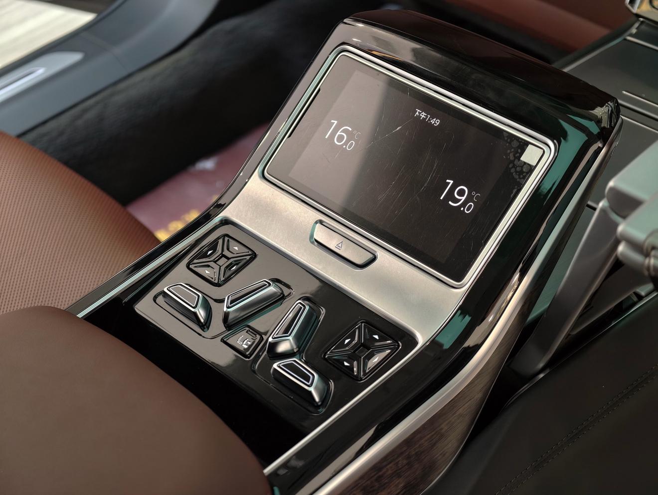 Audi A8 2019 thumb 9