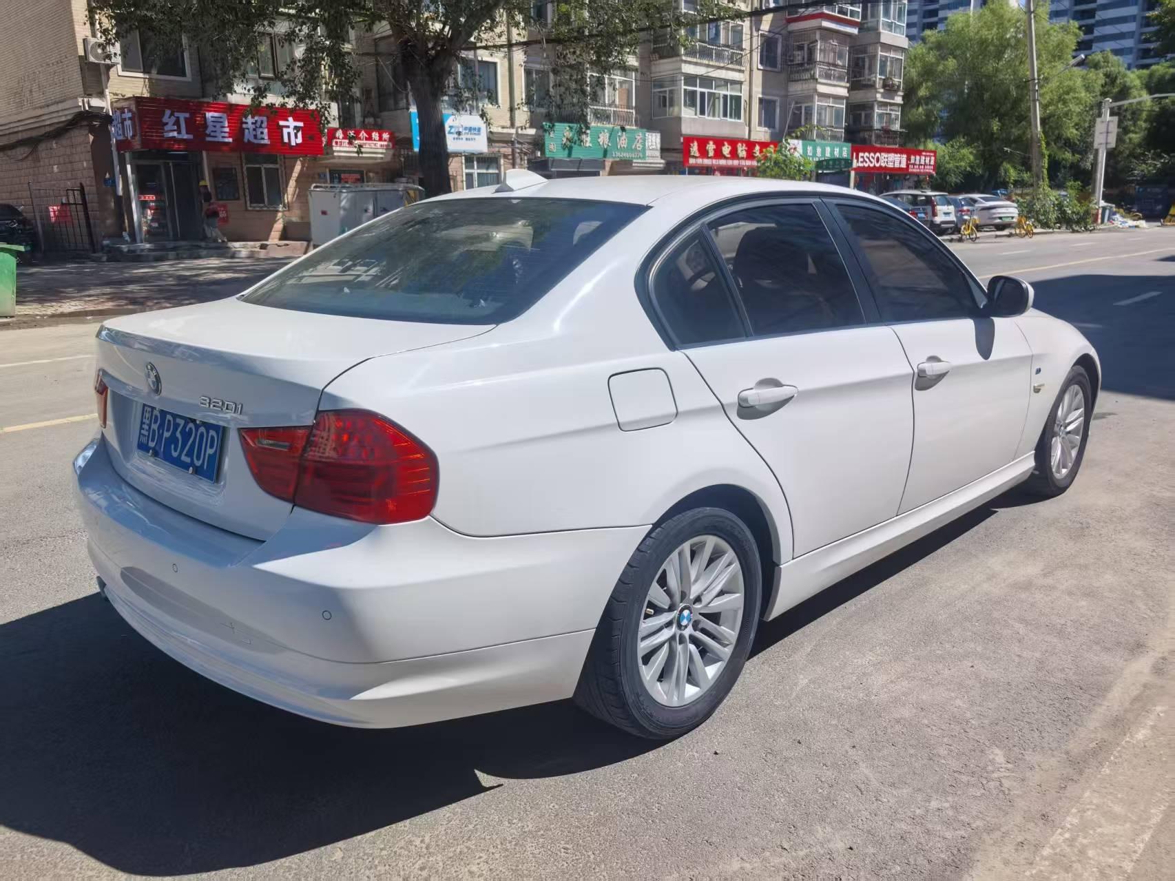BMW 3 серии 2011 thumb 4