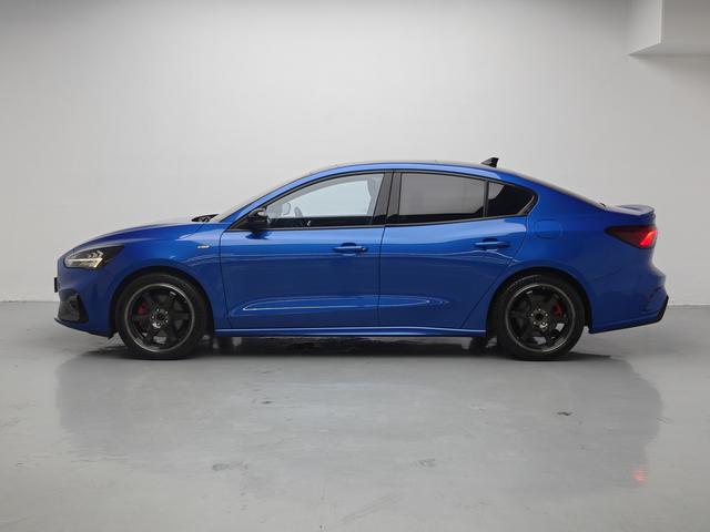 Ford Focus ST 2021 thumb 2