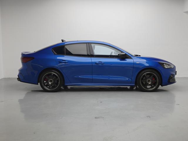 Ford Focus ST 2021 thumb 6