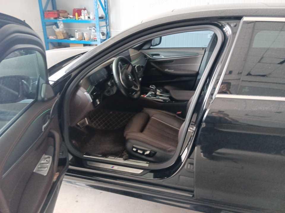 BMW 5 серии 2021 thumb 6