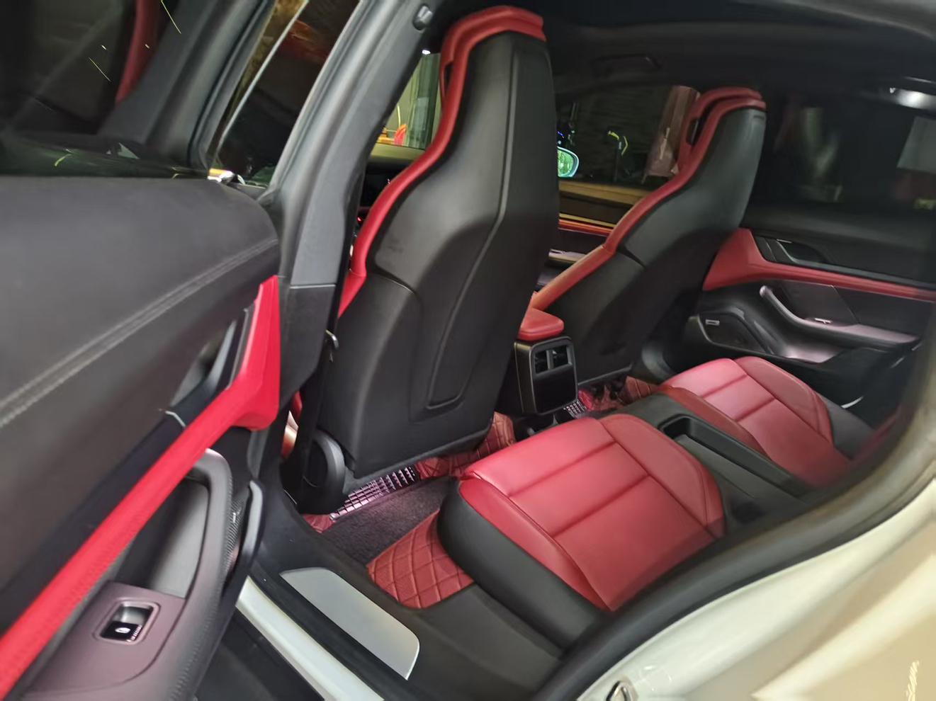 Porsche Taycan 2019 thumb 8