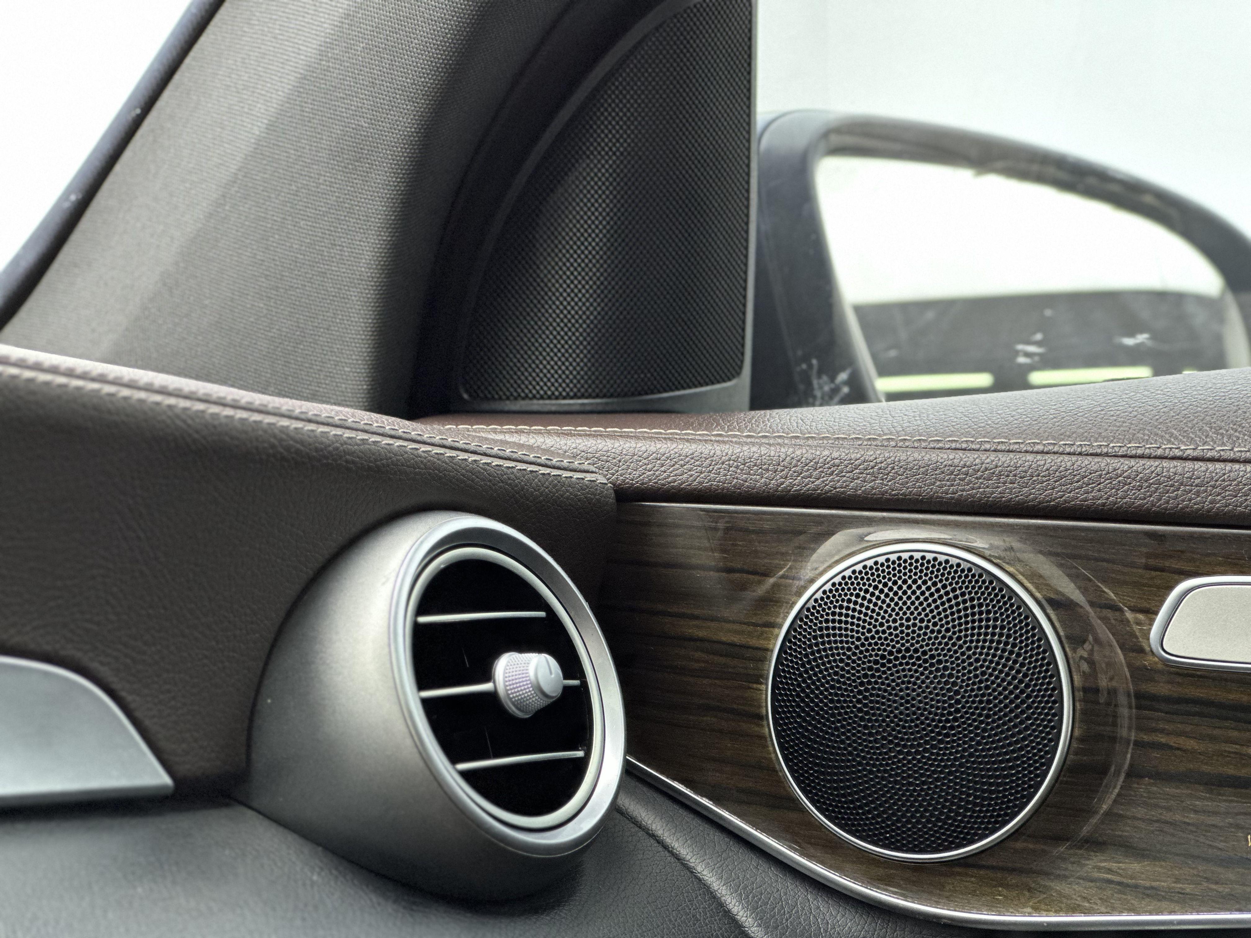 Mercedes-Benz GLC 2018 thumb 8