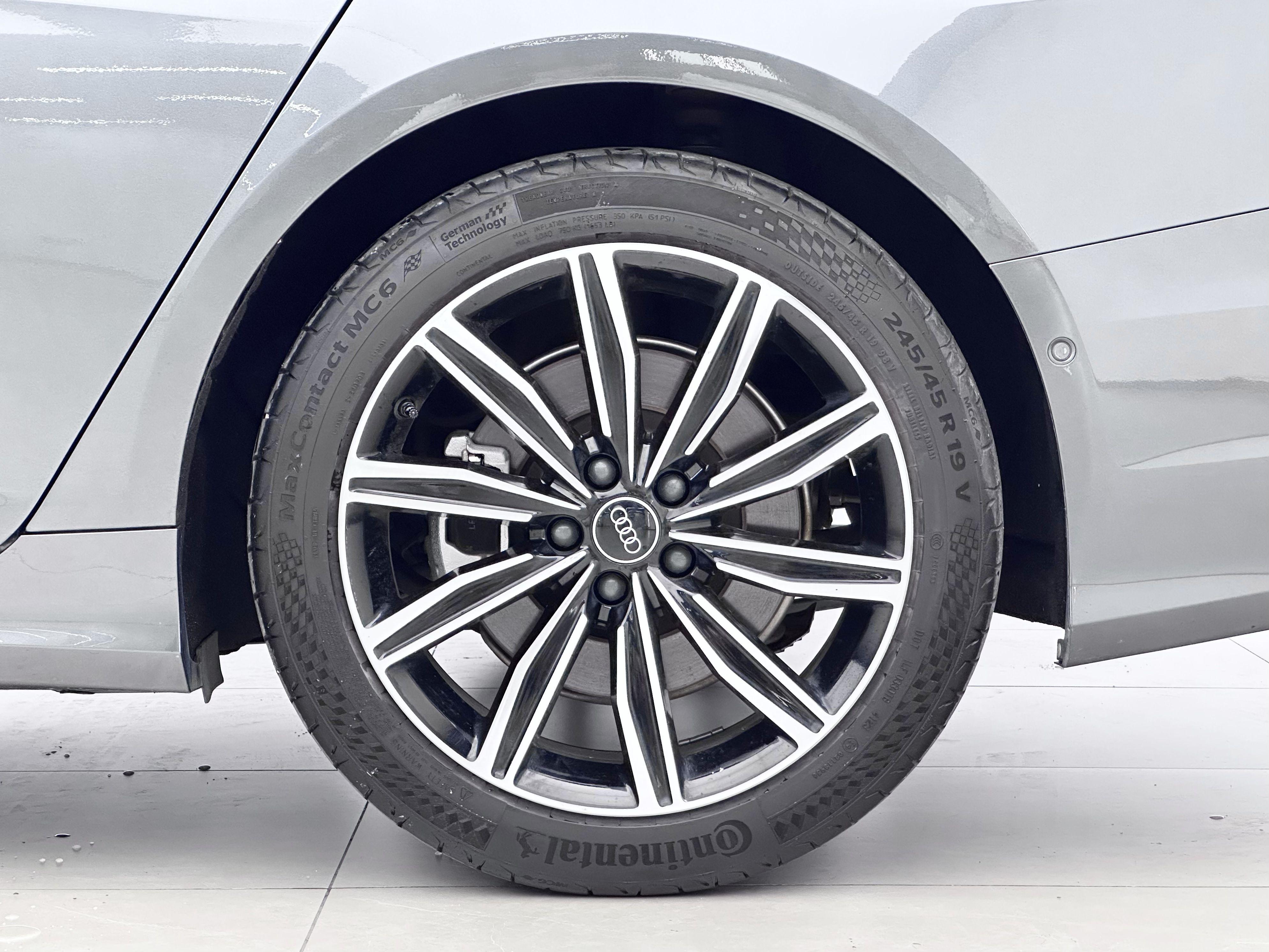 Audi A6 2023 thumb 4