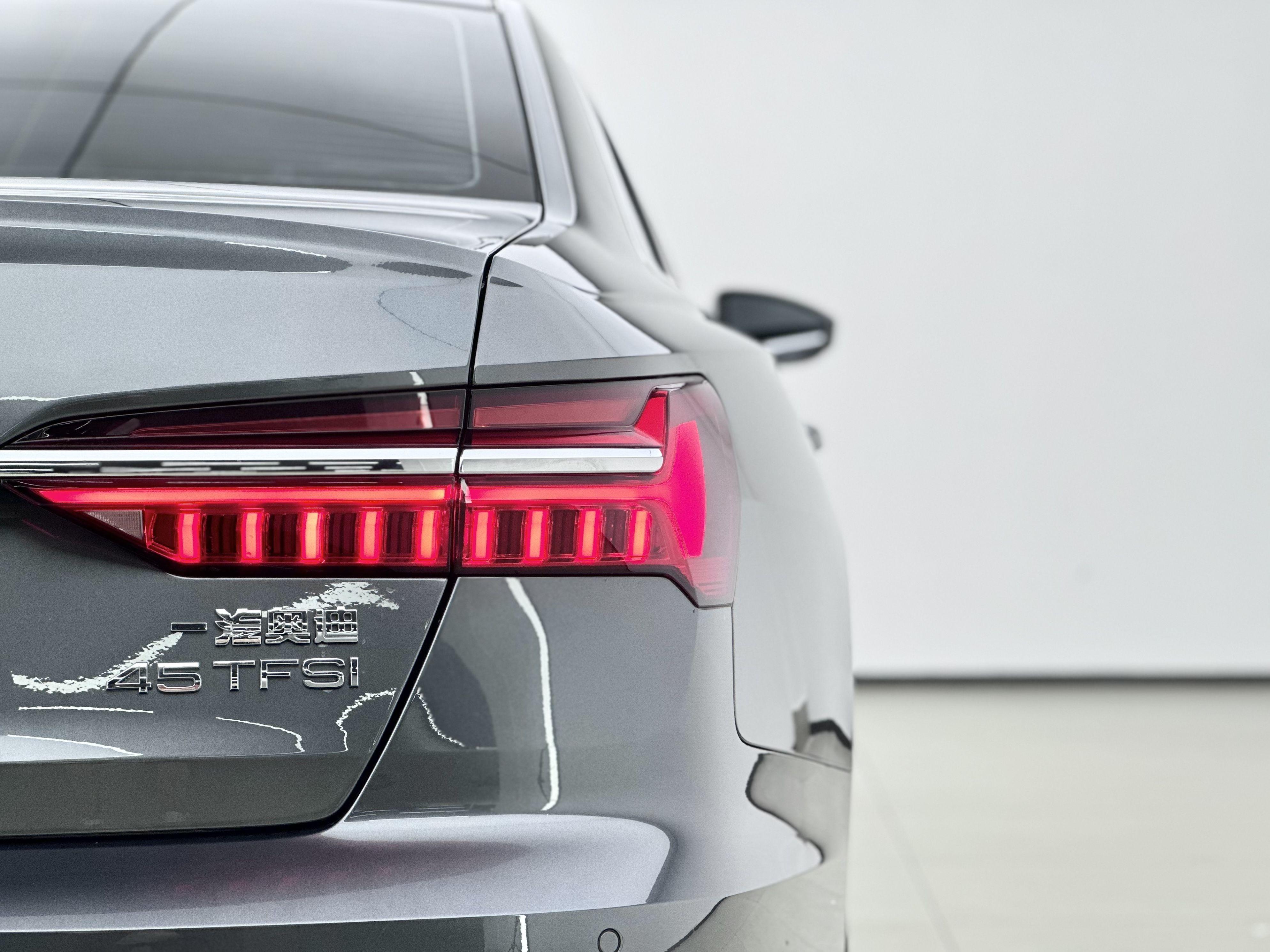Audi A6 2023 thumb 6