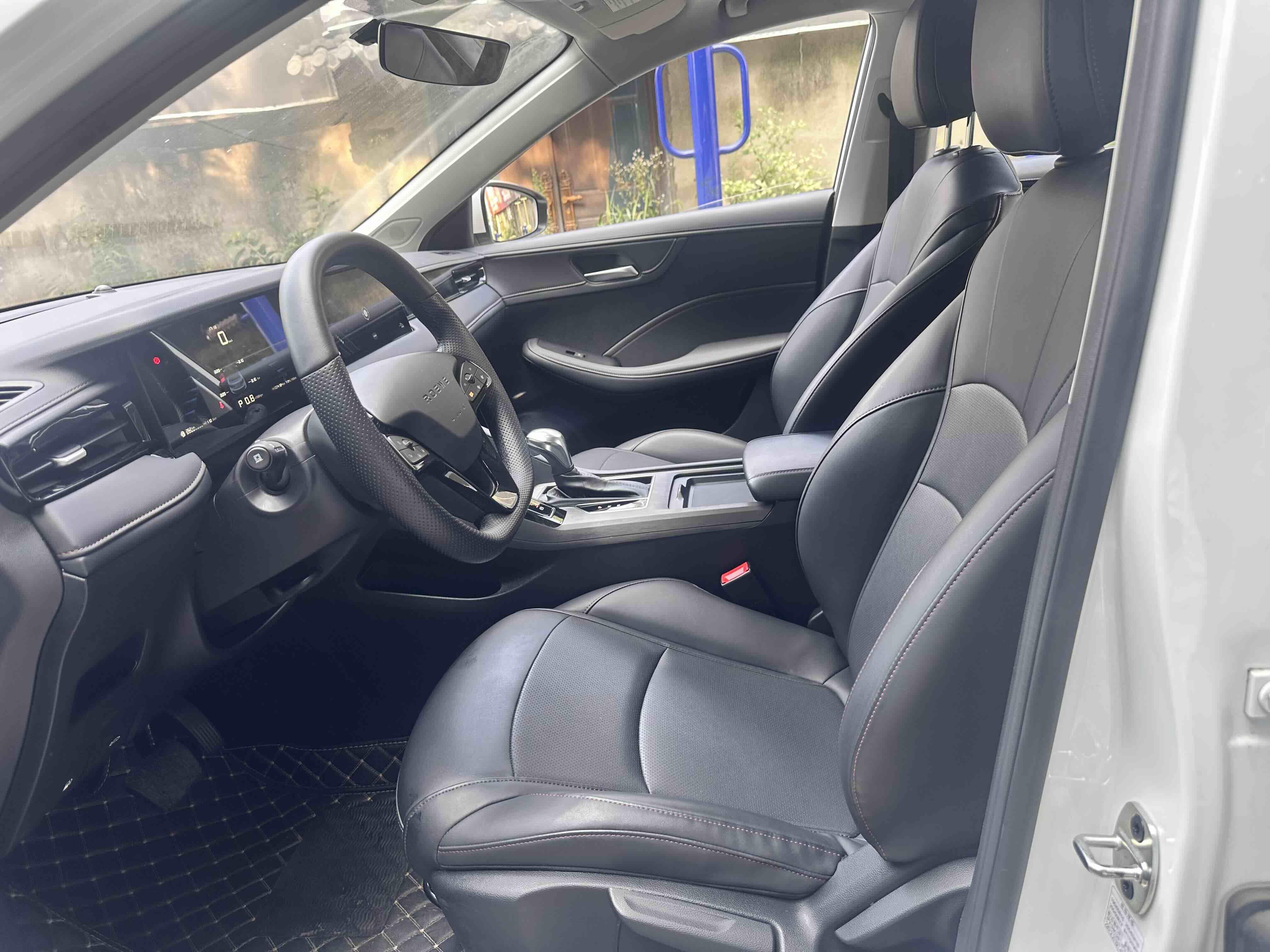 Roewe i5 2023 thumb 9