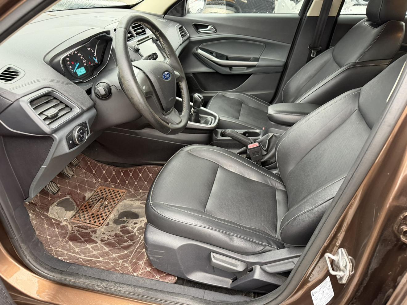 Ford Focus 2017 thumb 6