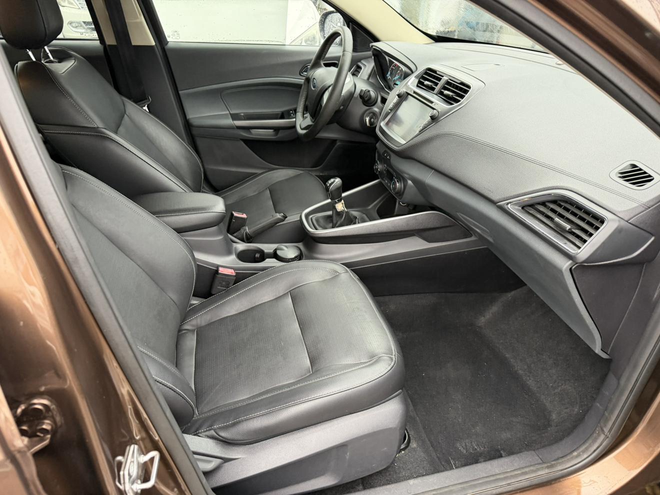Ford Focus 2017 thumb 7