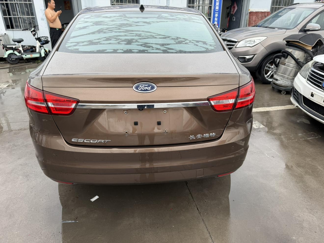 Ford Focus 2017 thumb 11