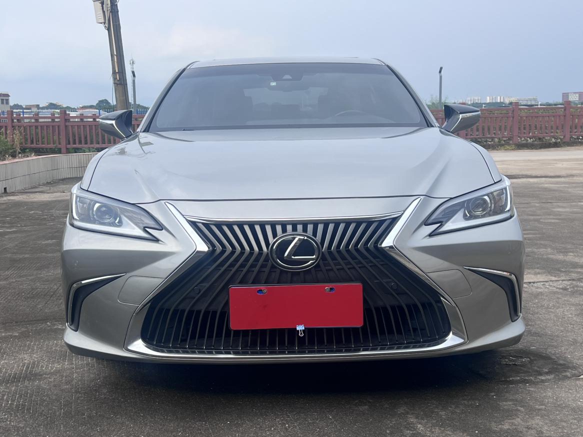 Lexus ES 2020 thumb 11
